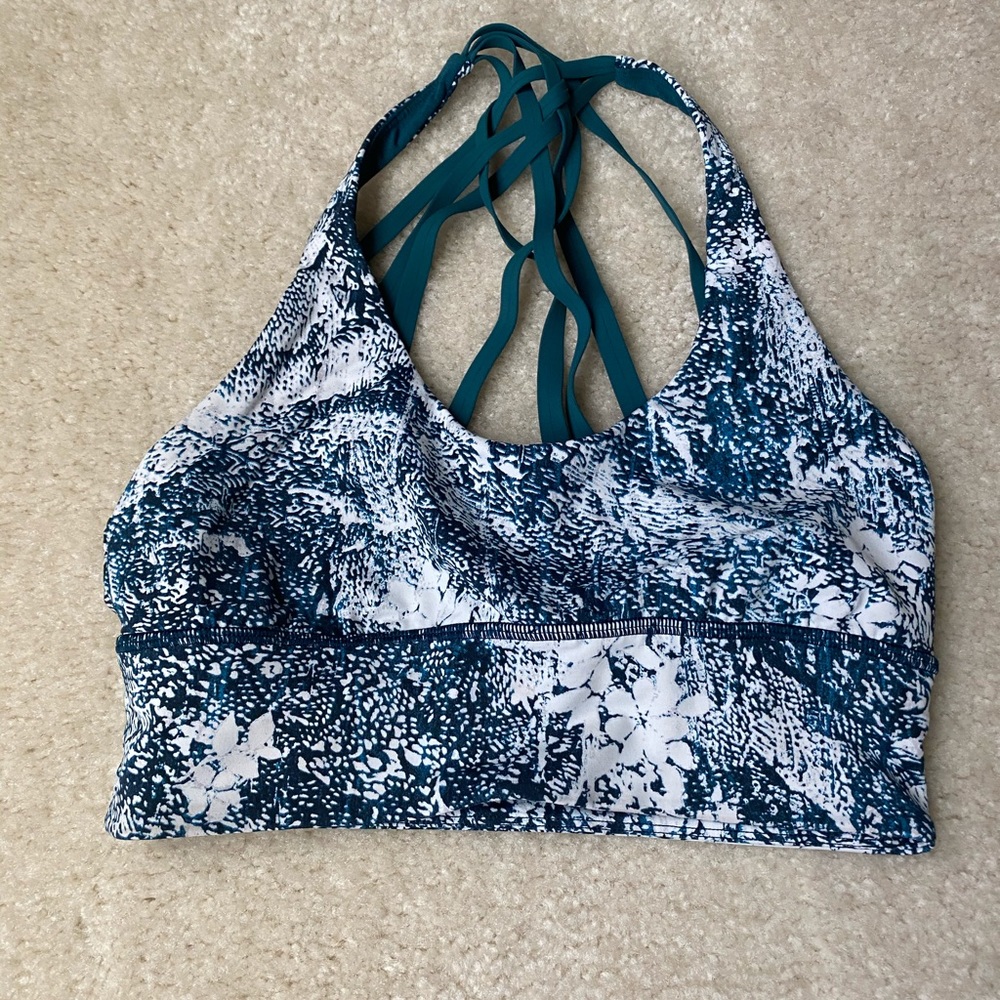 Lululemon Sports bra